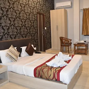  Hotel Thakur Boutique India