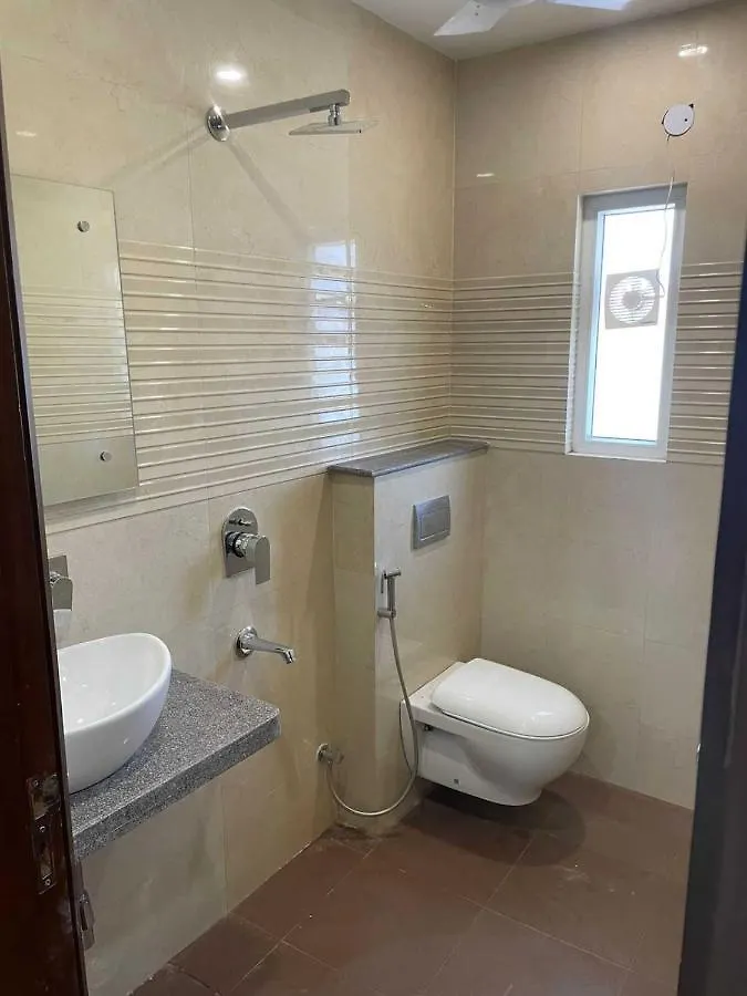 Hotel O Daffodils Near Aravali Biodiversity Park Gurgaon